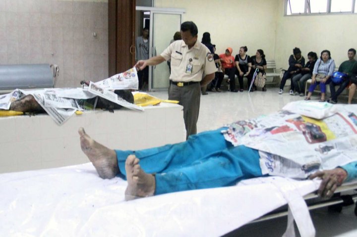 Korban Tewas Kecelakaan Kereta KRL vs Truk BBM