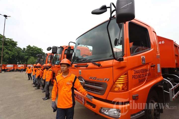 Peremajaan Truk Sampah DKI Jakarta