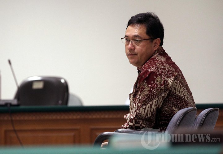 Budi Susanto Dituntut 12 Tahun