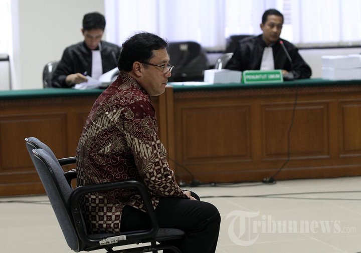 Budi Susanto Dituntut 12 Tahun