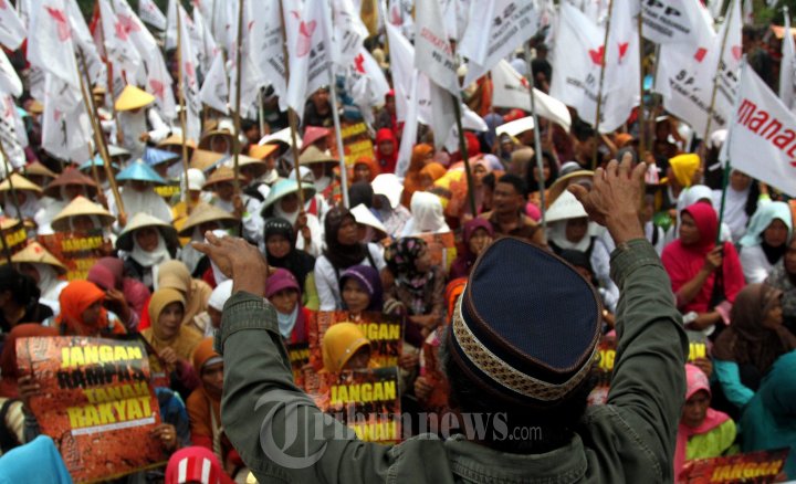 Koalisi Anti Korupsi Pertanahan Demo di KPK