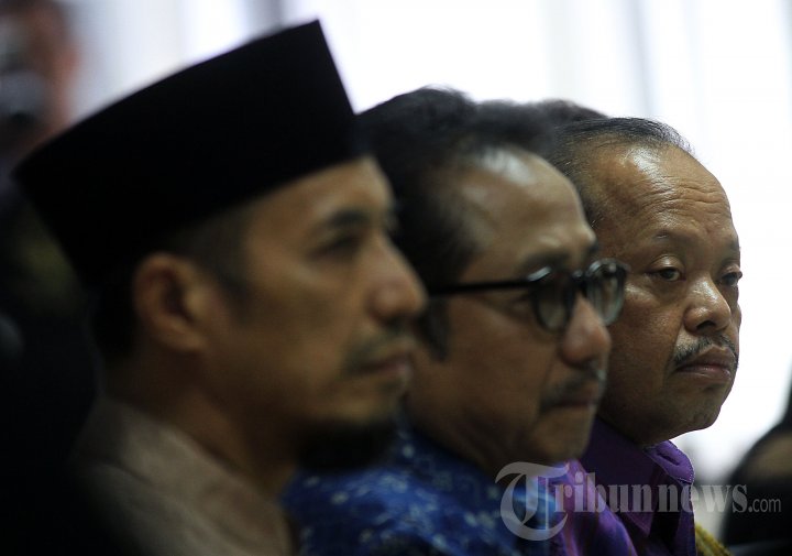 Sutan Bhatoeghana Bersaksi dan Wayono Karno