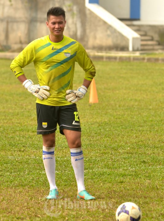 Shahar Ginanjar Kiper Persib Bandung
