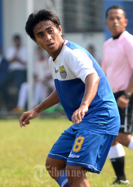 Ahmad Taufik Persib Bandung Latihan