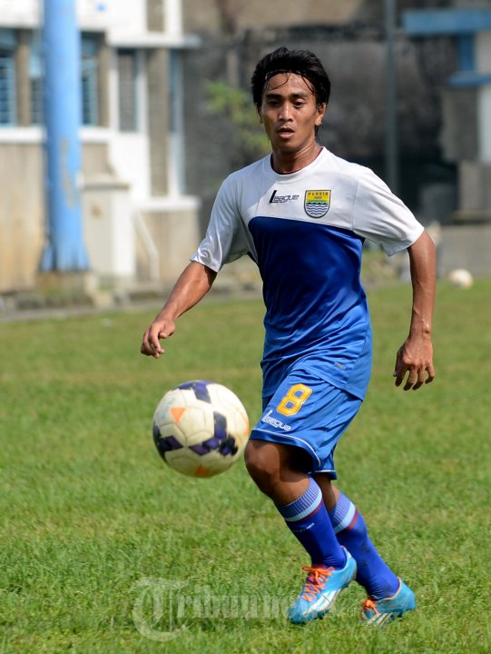Ahmad Taufik Persib Bandung Latihan