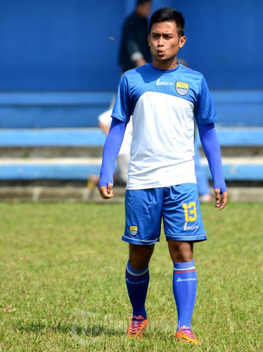 Agung Pribadi Lakukan Pemanasa