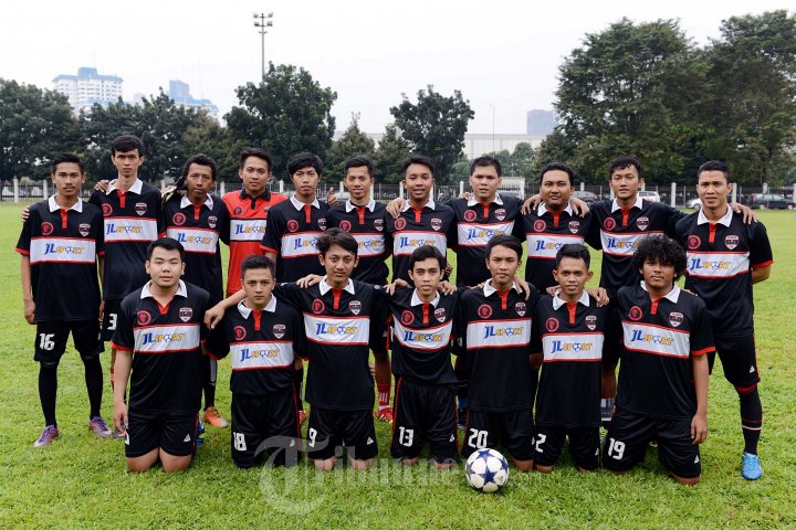 Pertandingan Sepakbola Selebritis FC Vs MI Calcio