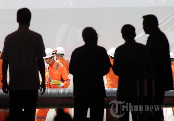 SBY Resmikan Ground Breaking PLTGU Tambak Lorok