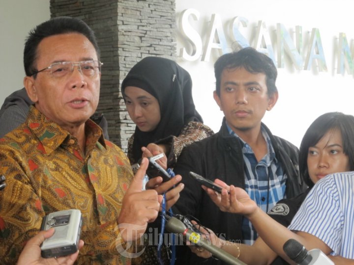 Djoko Suyanto Beri Keterangan