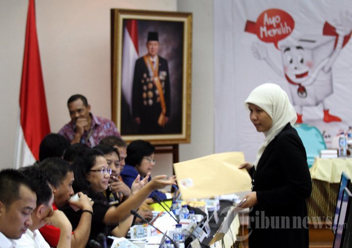 KPU Rapat Rekapitulasi Nasional
