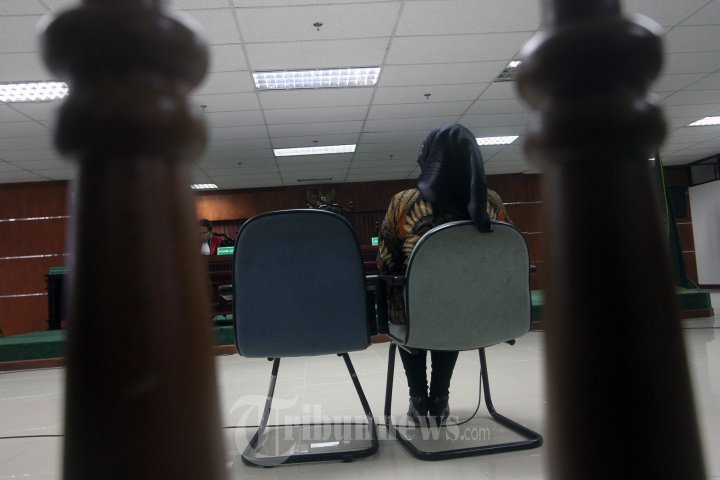 Sidang Perdana Terdakwa Ratu Atut di Pengadilan Tipikor