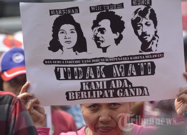 Tuntut Pengusutan Pelanggar HAM