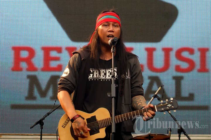 Roy Jeconiah Konser Revolusi Mental
