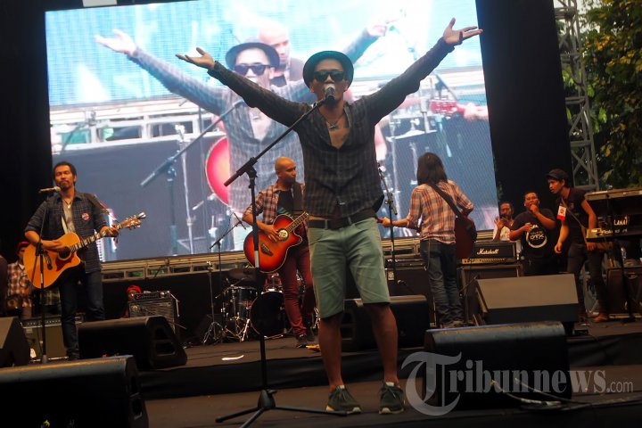 Slank Konser Revolusi Mental