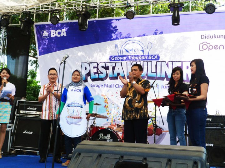 20140612_115920_pesta-kuliner-gebyar-tahapan-bca-cirebon.jpg
