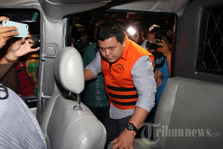 Teddy Renyut Ditahan KPK