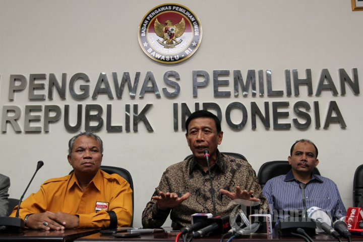 Wiranto Memenuhi Panggilan Bawaslu