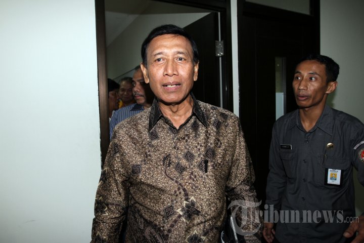 Wiranto Memenuhi Panggilan Bawaslu