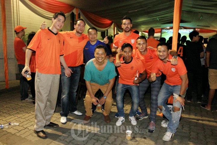 Nonton Bareng Piala Dunia 2014 Belanda vs Meksiko