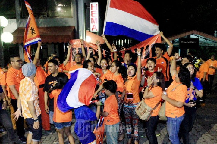 Nonton Bareng Piala Dunia 2014 Belanda vs Meksiko