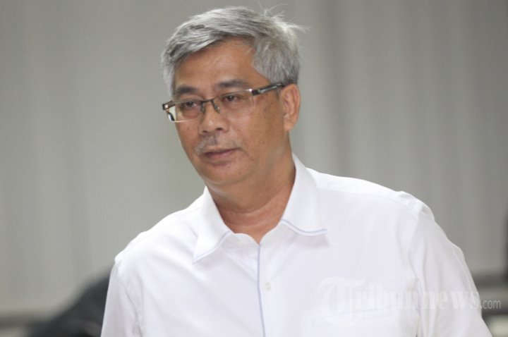 Akil Mochtar Divonis Hukuman Seumur Hidup