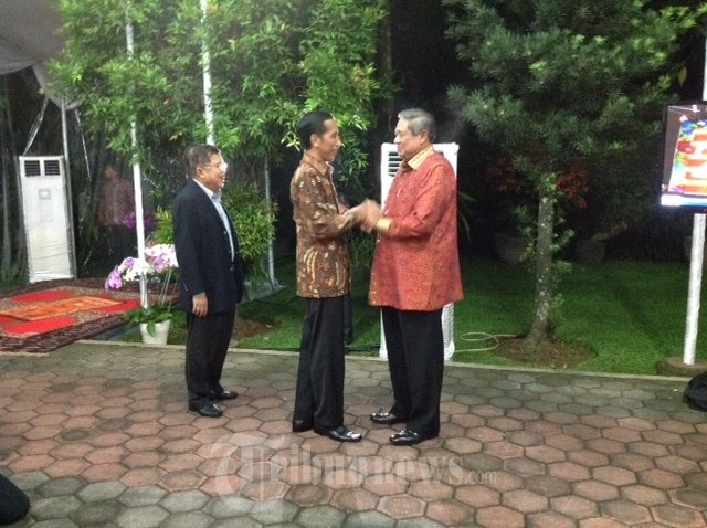 Pasangan Capres-Cawapres Jokowi-JK Bertemu Presiden SBY