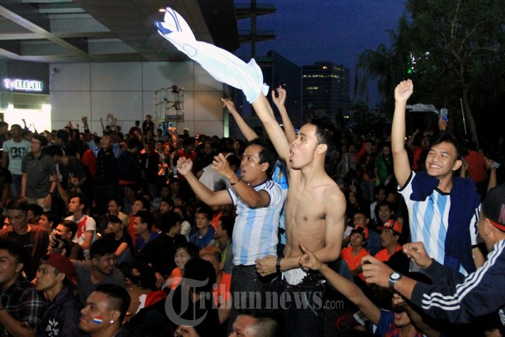 Nonbar Semi Final Piala Dunia FIFA 2014 Belanda vs Argentina