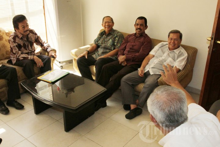 Penyelamatan Partai Golkar