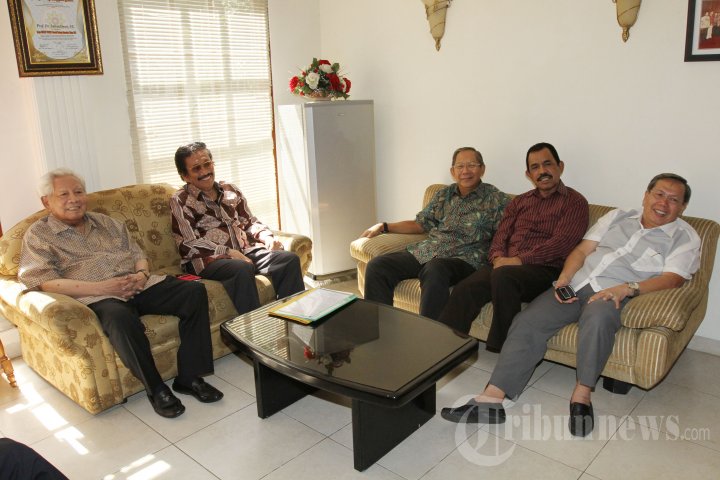 Penyelamatan Partai Golkar
