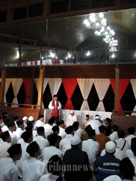 Prabowo Subianto Terima Tamu Keluarga Pahlawan