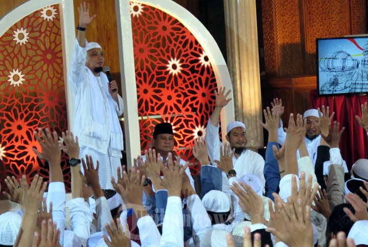 Prabowo Subianto Terima Tamu Keluarga Pahlawan