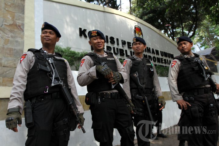 Penjagaan KPU Diperketat Jelang Pengumuman Hasil Pilpres