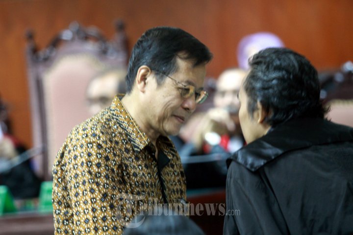 Sudjadnan Parnohadiningrat Divonis 2 Tahun 6 Bulan Penjara