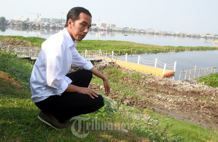Capres Jokowi Kunjungi Waduk Pluit