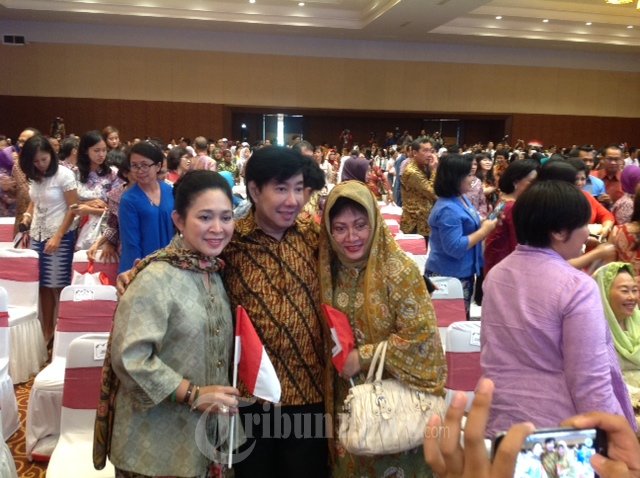 Guruh Foto Bersama Titiek dan Tutut