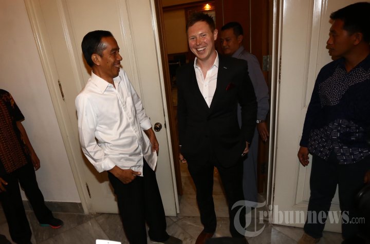 Matt Hart Gitaris Arkarna Temui Jokowi