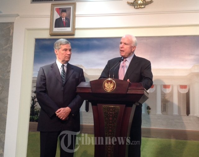 John McCain Konpers Usai Bertemu Presiden SBY