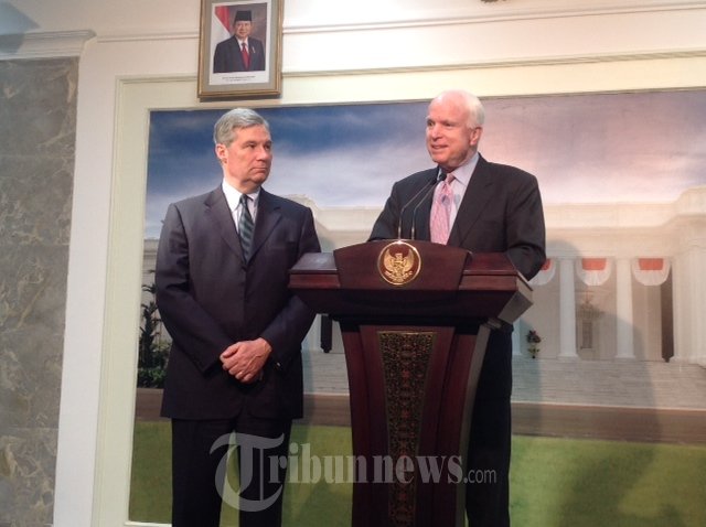John McCain Konpers Usai Bertemu Presiden SBY