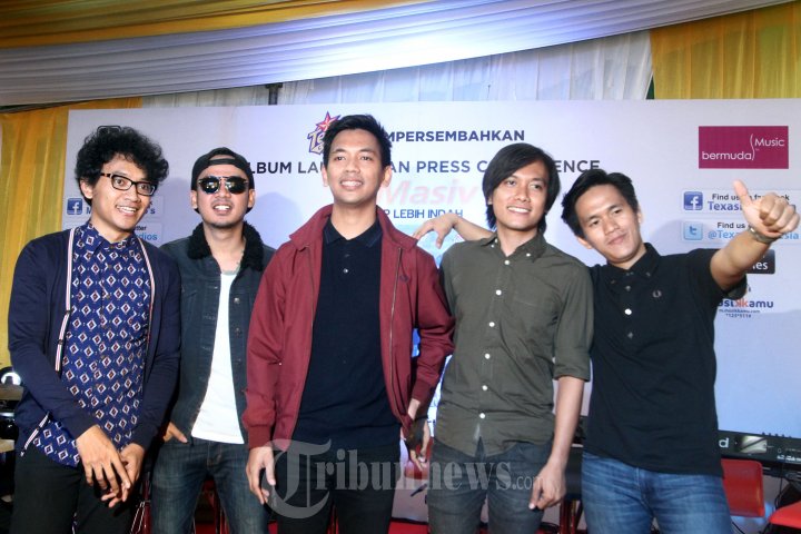 Launching Album Ke-4 D