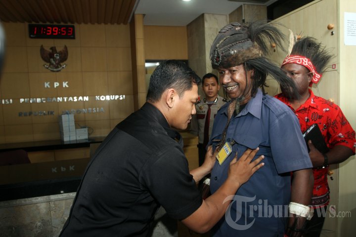 Tim Koalisi Lintas Partai Laporkan Dugaan Suap