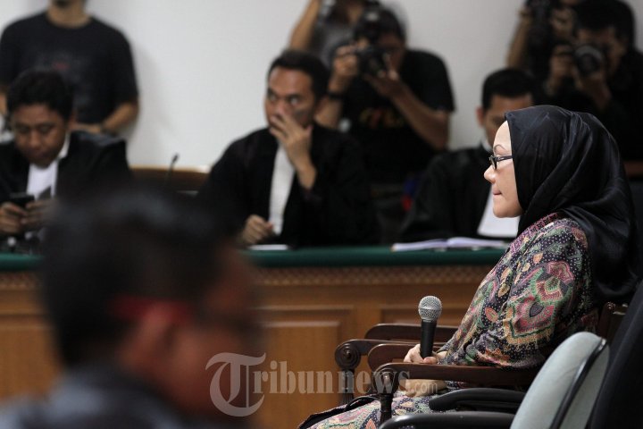 Ratu Atut Divonis 4 Tahun Penjara