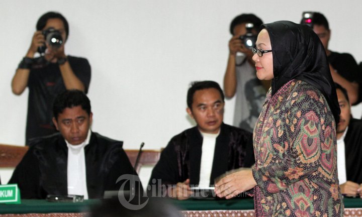 Ratu Atut Divonis 4 Tahun Penjara