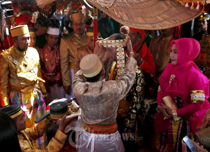 Prosesi Penobatan Kepada Raja Gowa ke 37