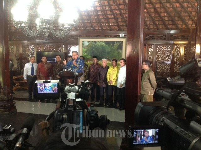 SBY Beri Keterangan Pers Usai Bertemu KMP