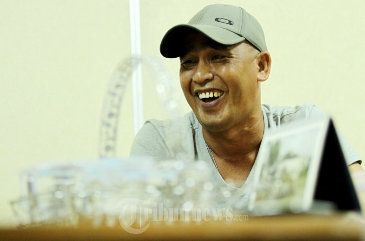 Salahudin Kunjungi Redaksi Super Ball