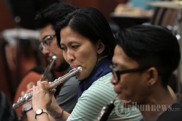 Orkestra The Resonanz Latihan Jelang Konser Simfoni
