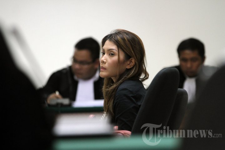 Sidang Perdana Artha Meris Simbolon