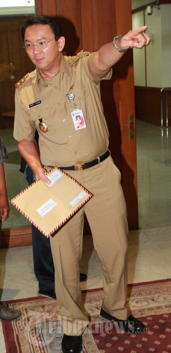Ahok Keluar Dari Parpol