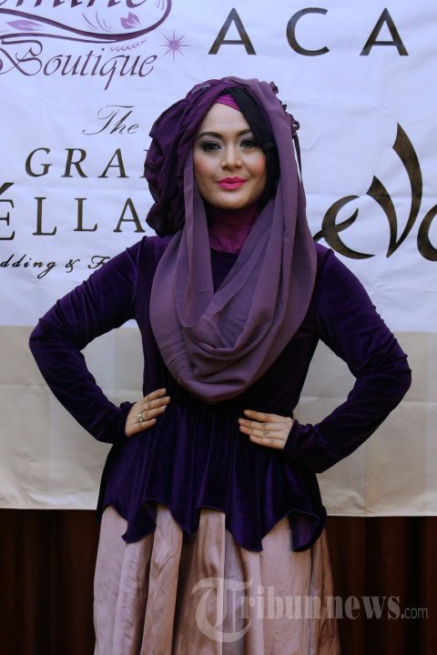 Eddies Adelia di Acara Beauty Hijab
