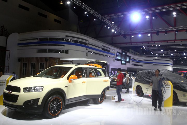 Persiapan Pameran IIMS 2014